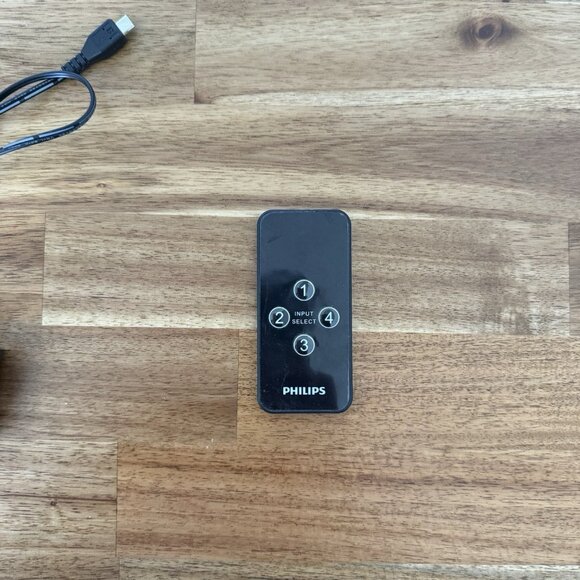 Philips 4k UHD 4 Port HDMI 2.0 Switch with remote & Power  Cord + HDMI Cable - Picture 7 of 16